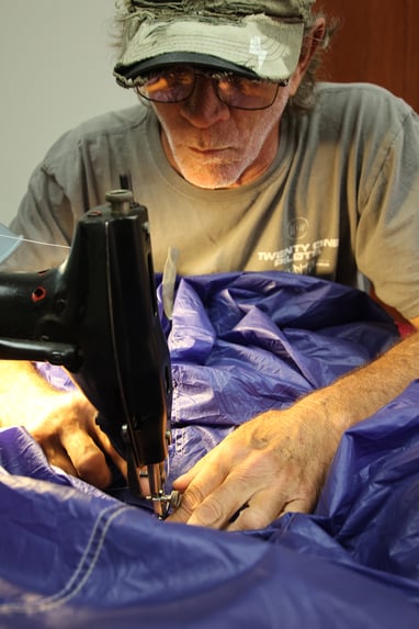 Master Rigger Tracy Janousek