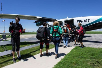 twin-otter-chicagoland-skydiving-center